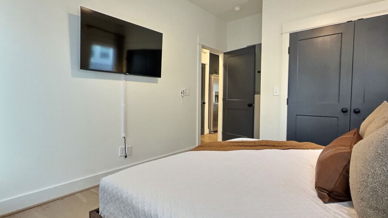 Photo of Bedroom in Forest Park