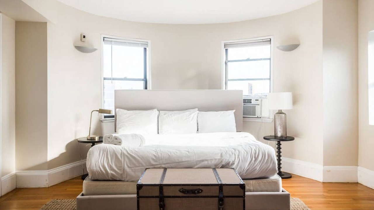 Photo of Bedroom in Fenway–Kenmore