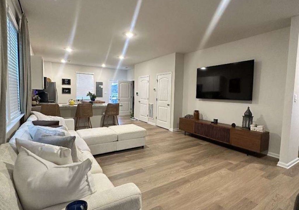 Photo of Livingroom in Milford