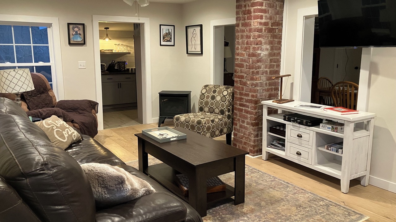 Photo of Livingroom in Chatham