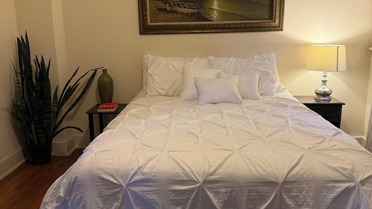 Photo of Bedroom in Mount Vernon Triangle