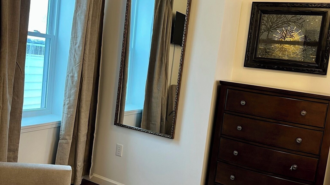 Photo of Bedroom in Oswego