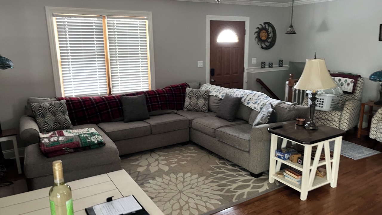 Photo of Livingroom in Howell