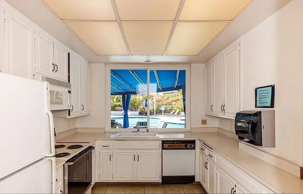Photo of Kitchen in Santa Ana Heights