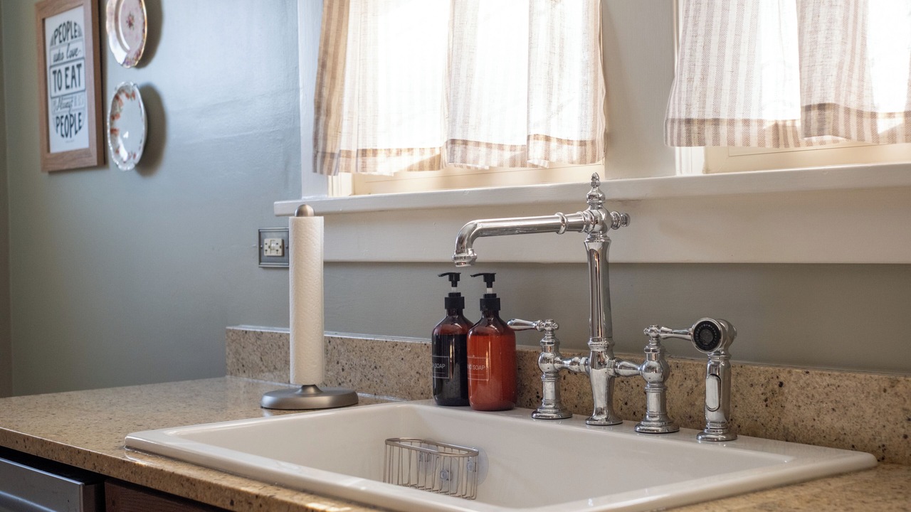 Photo of Bathroom in Elgin
