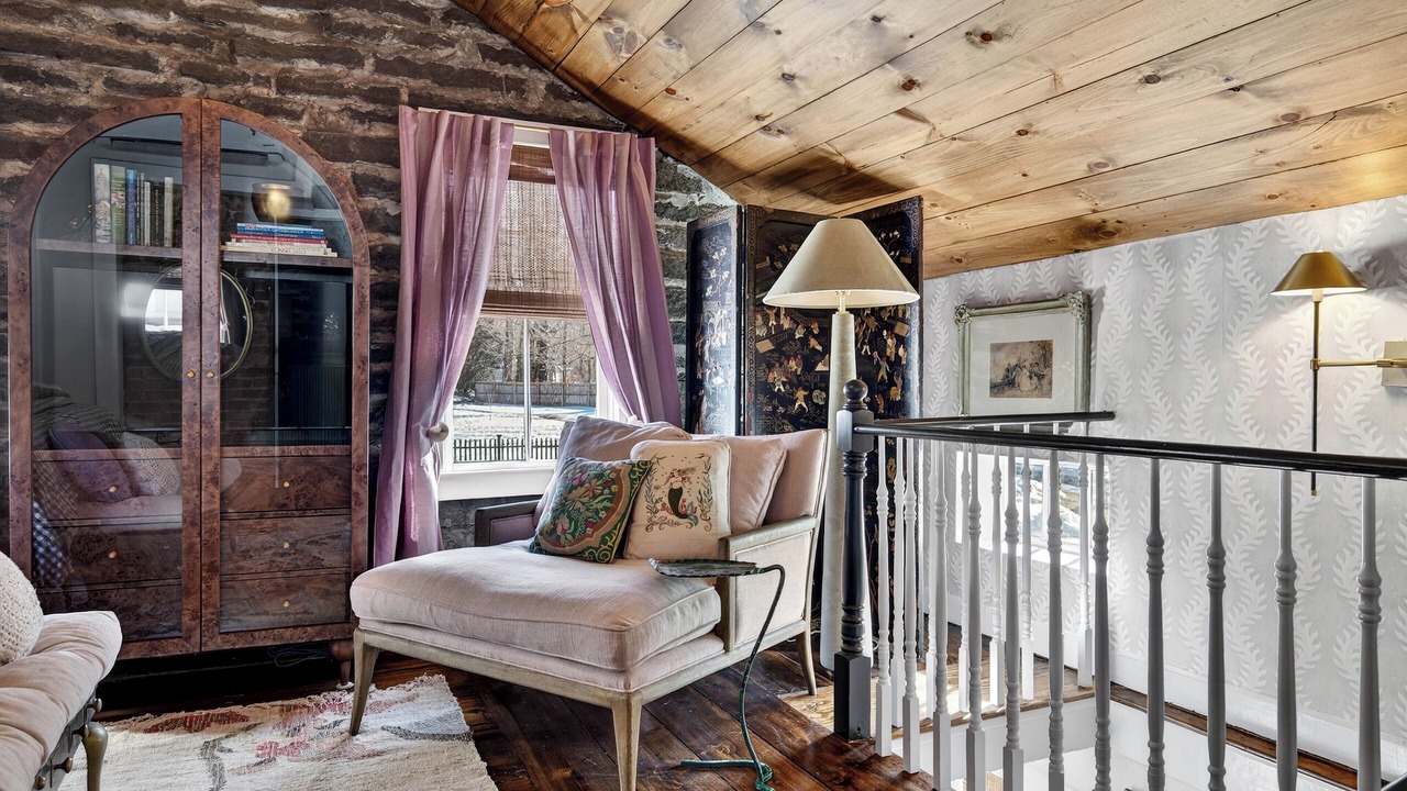 Photo of Livingroom in Clinton
