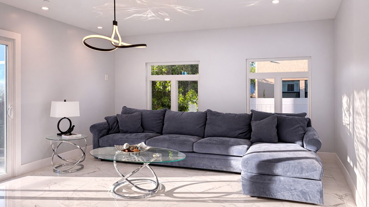 Photo of Livingroom in Orange