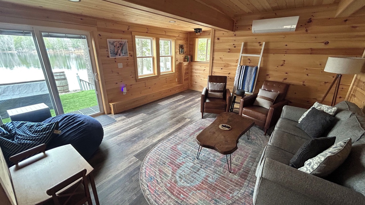 Photo of Livingroom in Shapleigh