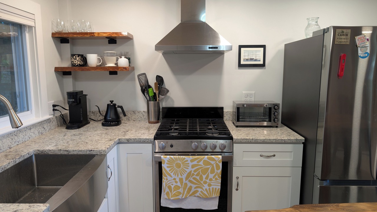 Photo of Kitchen in Lee