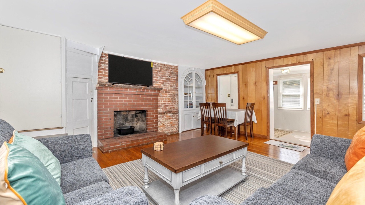 Photo of Livingroom in Ladiesburg