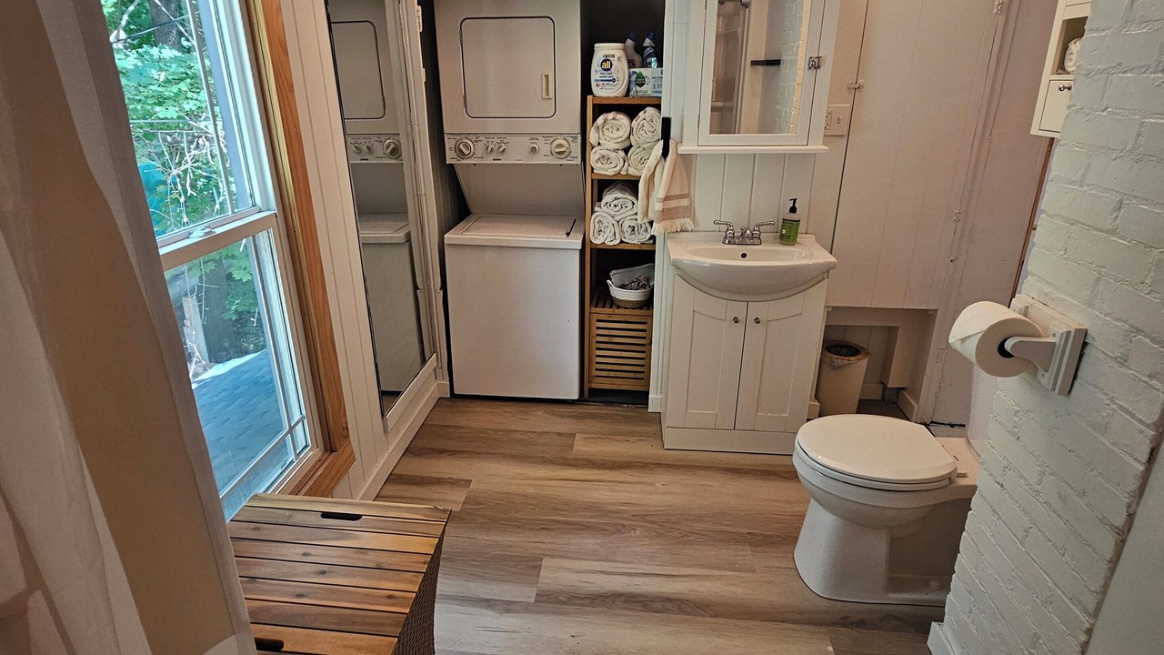 Photo of Bathroom in Clear Lake