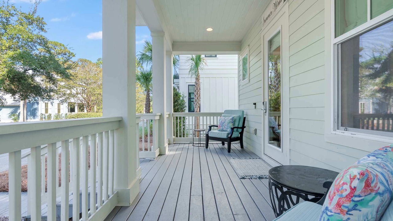 Photo of Patio Balcony in Treetop