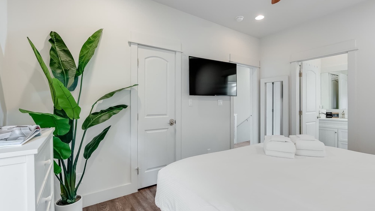 Photo of Bedroom in Treetop