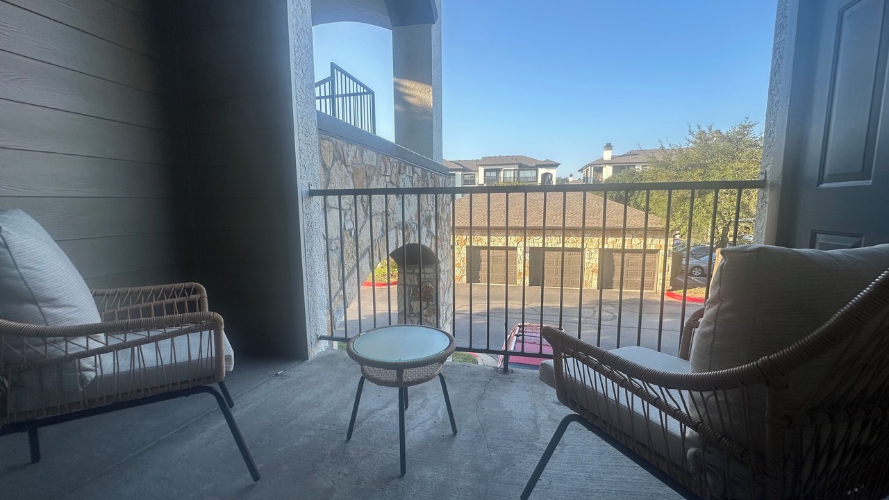 Photo of Patio Balcony in Sweetbriar