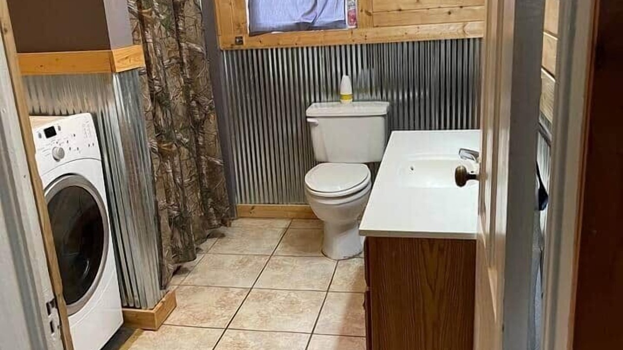 Photo of Bathroom in Estelline