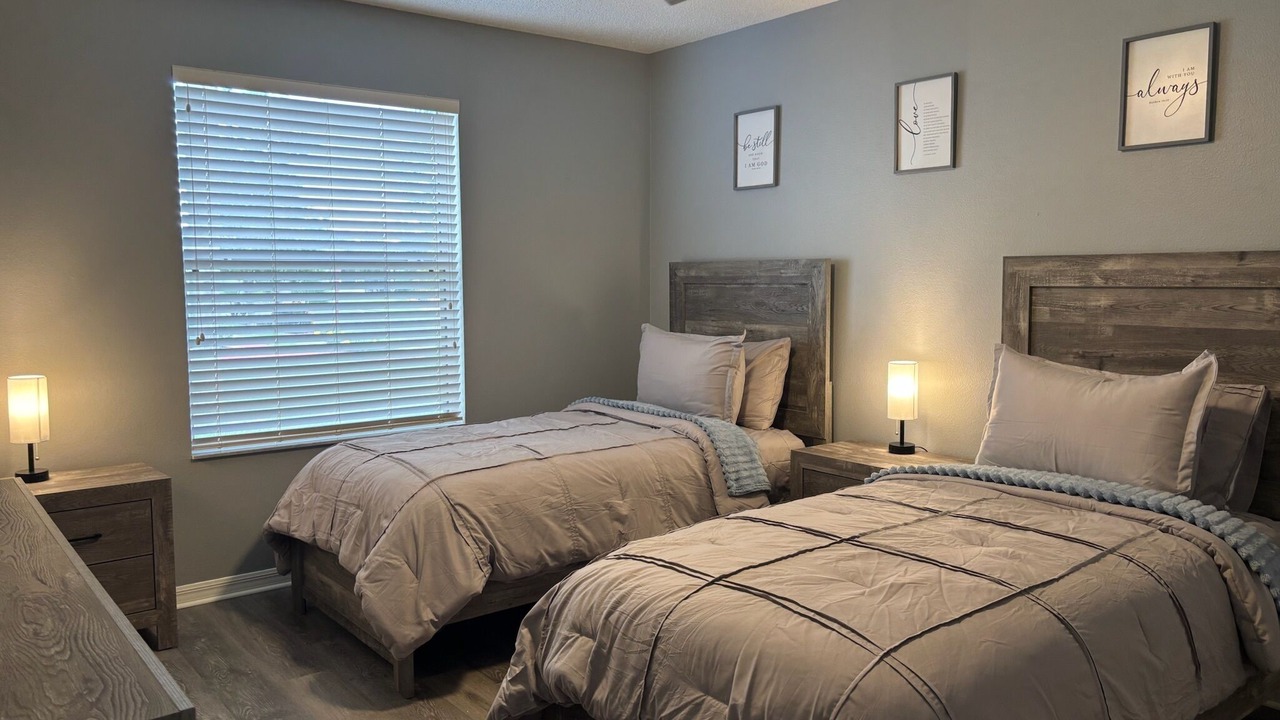 Photo of Bedroom in Duval