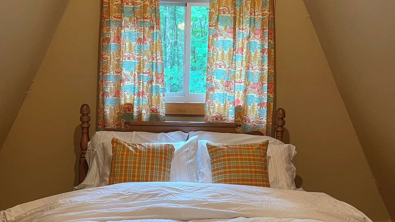 Photo of Bedroom in Lake Pleasant