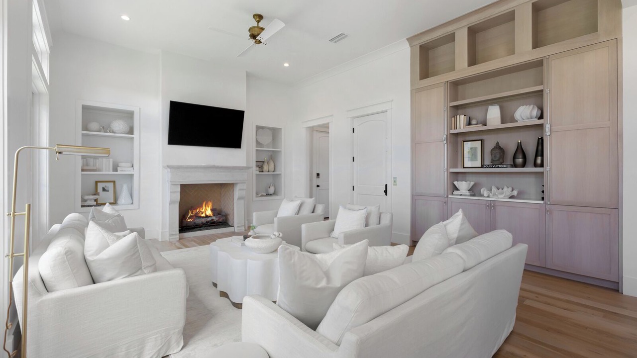 Photo of Livingroom in Greenway Park