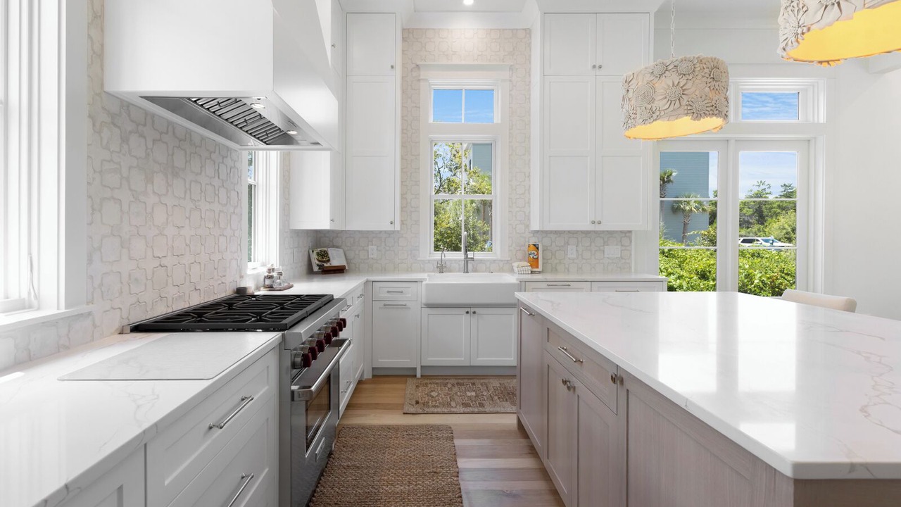Photo of Kitchen in Greenway Park