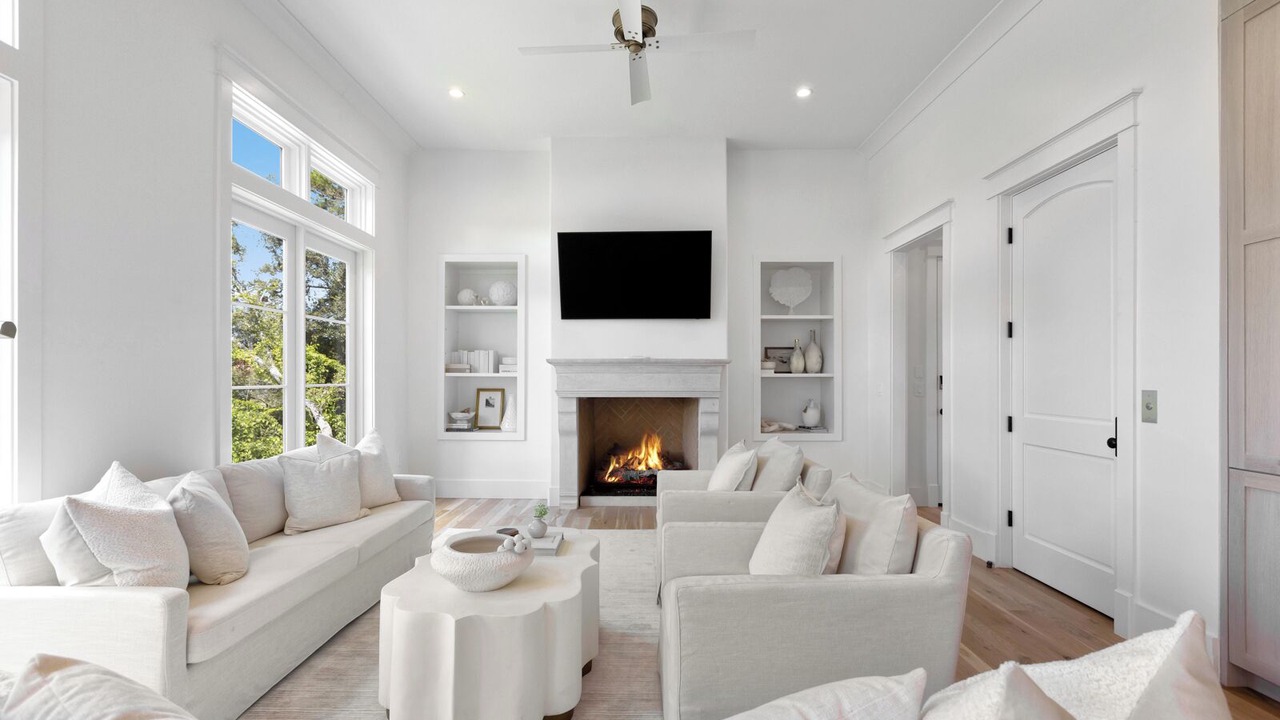 Photo of Livingroom in Greenway Park