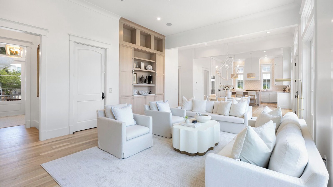Photo of Livingroom in Greenway Park