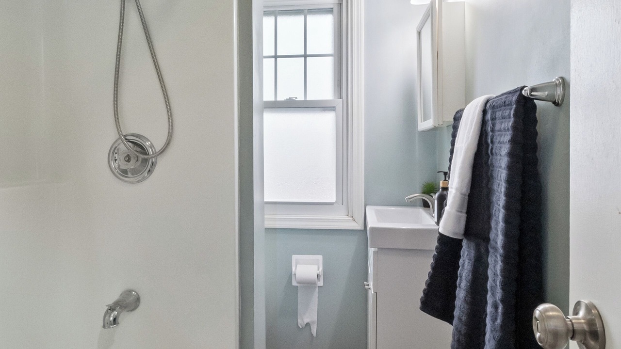 Photo of Bathroom in Kamm's Corners