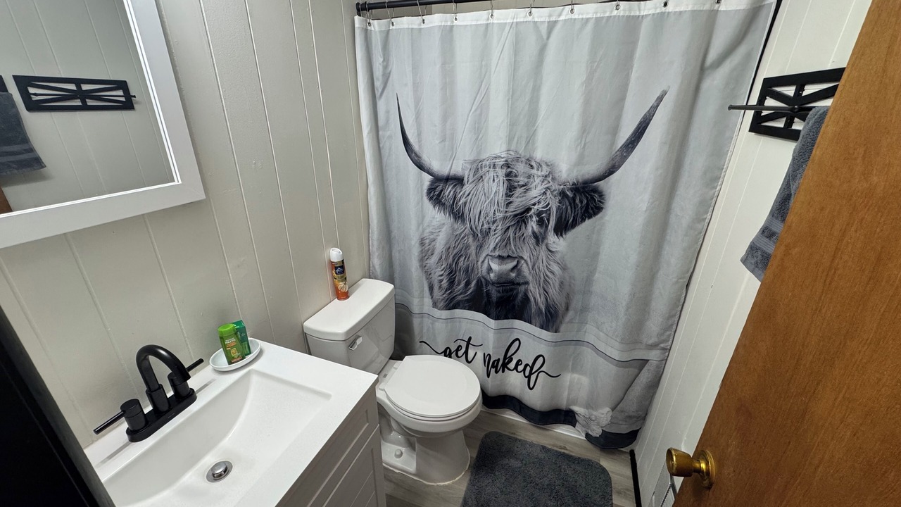 Photo of Bathroom in New Market