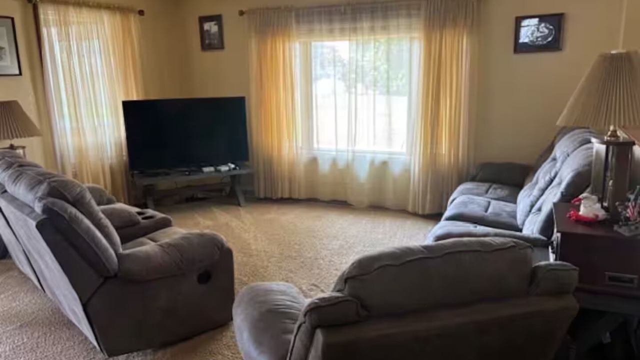 Photo of Livingroom in Guttenberg