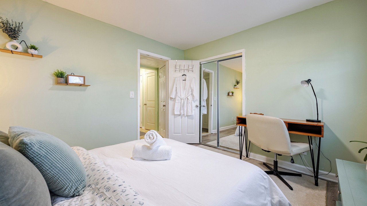 Photo of Bedroom in Herndon