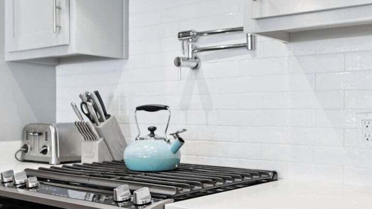 Photo of Kitchen in Greenway Park