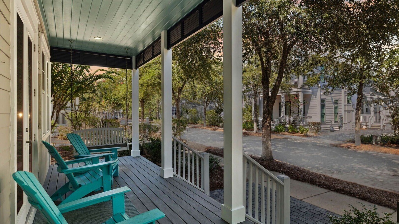 Photo of Patio Balcony in Greenway Park