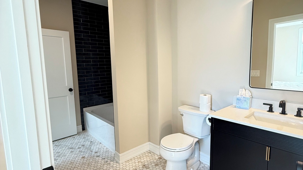 Photo of Bathroom in Fontana-on-Geneva Lake