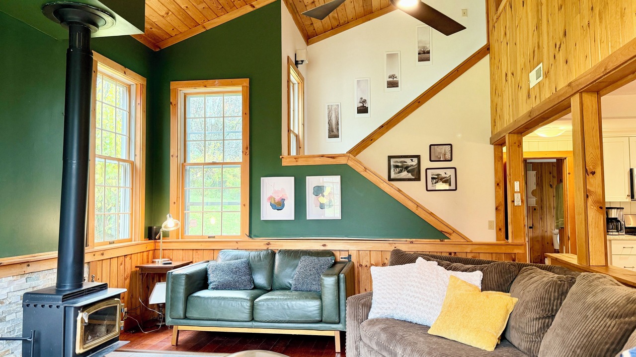 Photo of Livingroom in Ellicottville