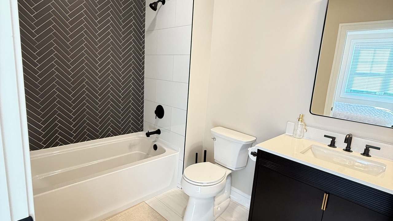 Photo of Bathroom in Fontana-on-Geneva Lake