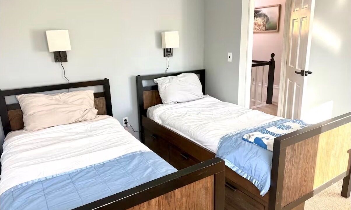 Photo of Bedroom in Northport