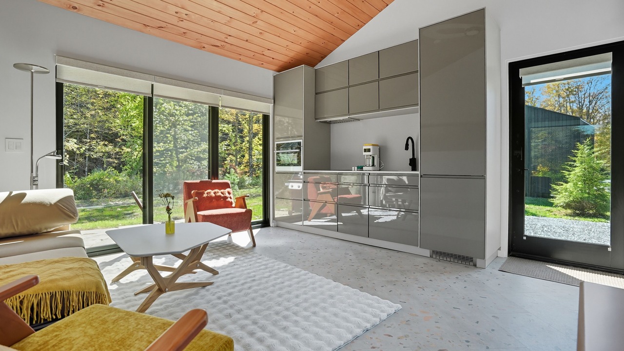 Photo of Livingroom in Brownsville