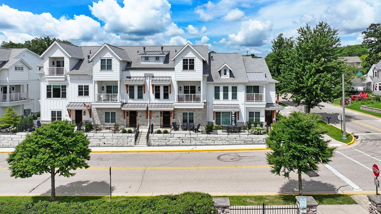 Photo of Outdoor in Fontana-on-Geneva Lake
