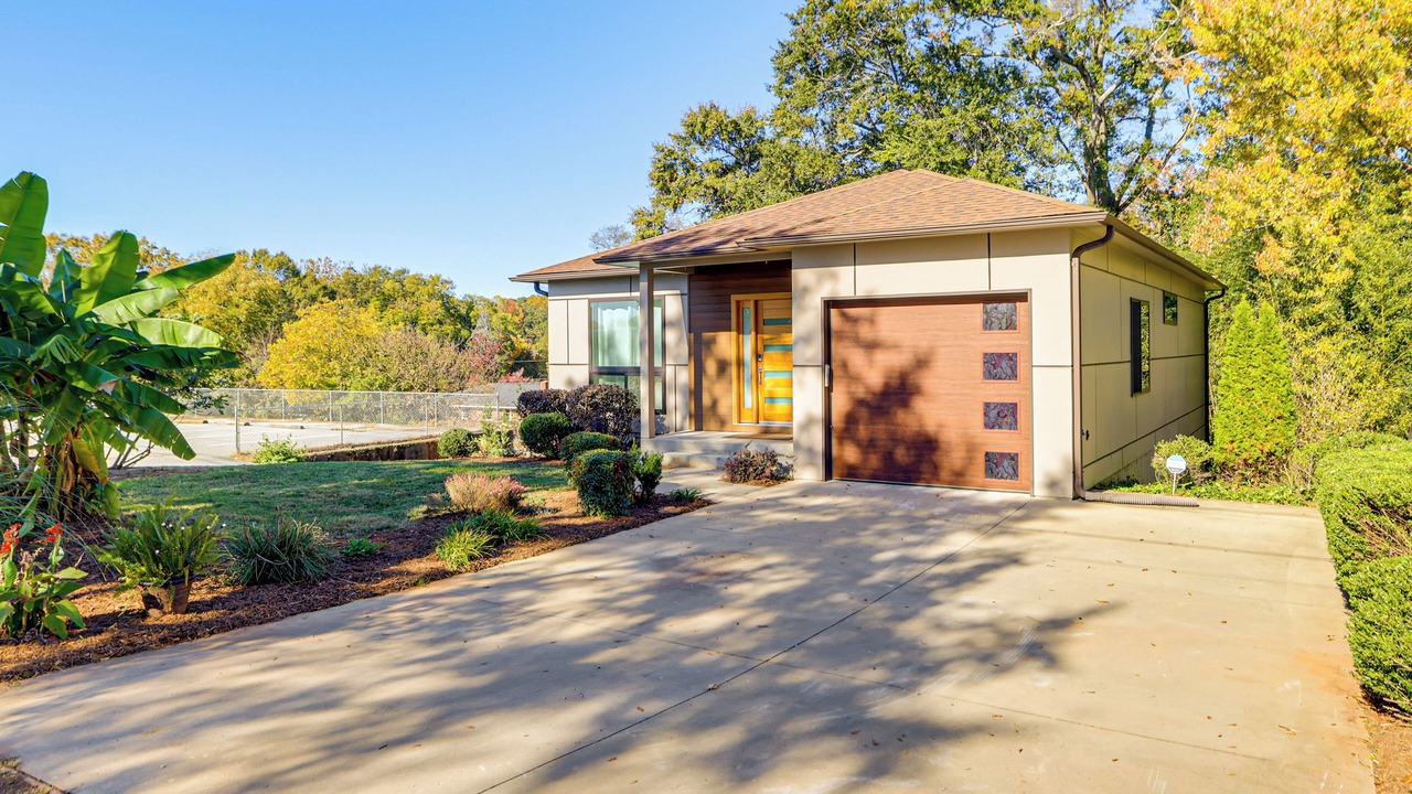 Photo of Outdoor in Greenville