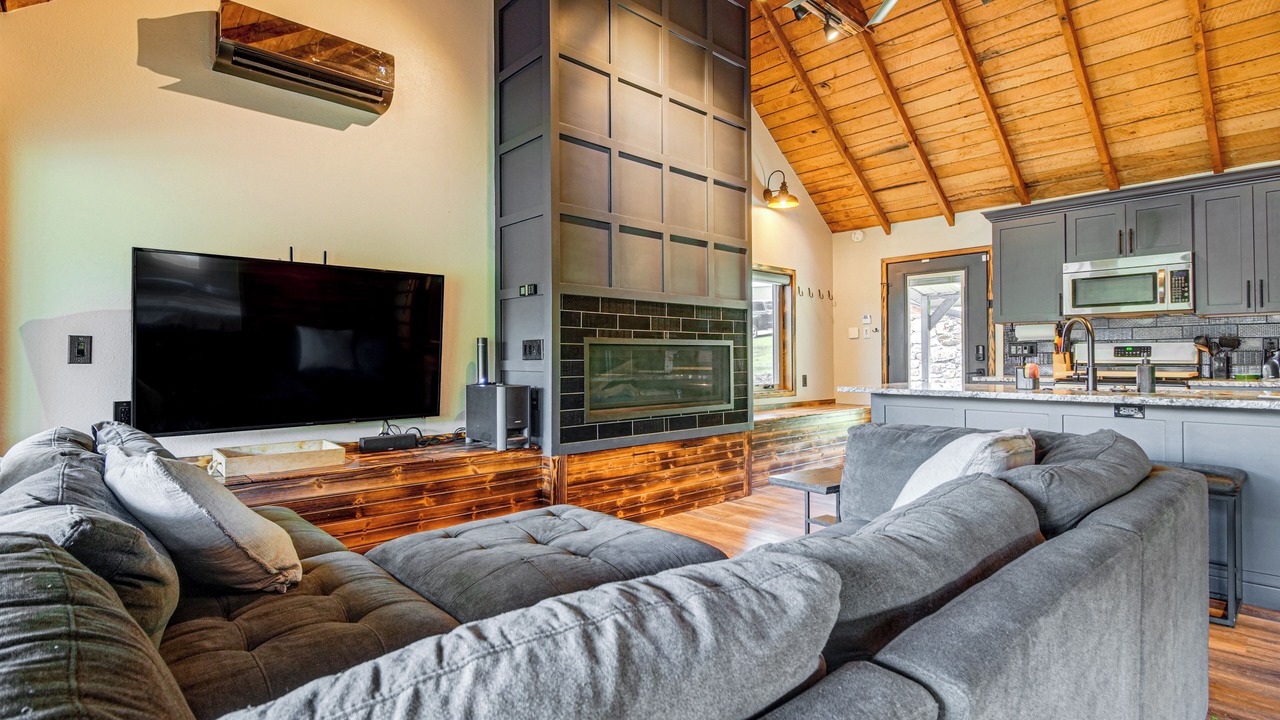 Photo of Livingroom in Fairland