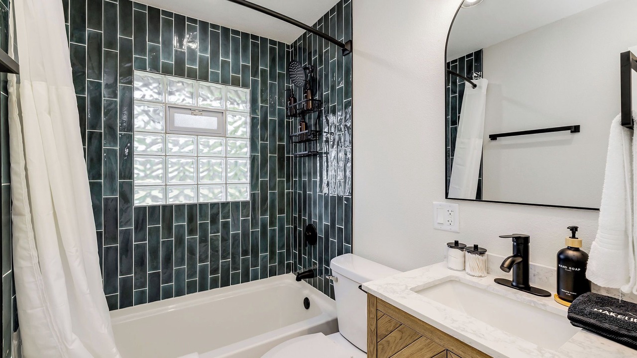 Photo of Bathroom in Glendale