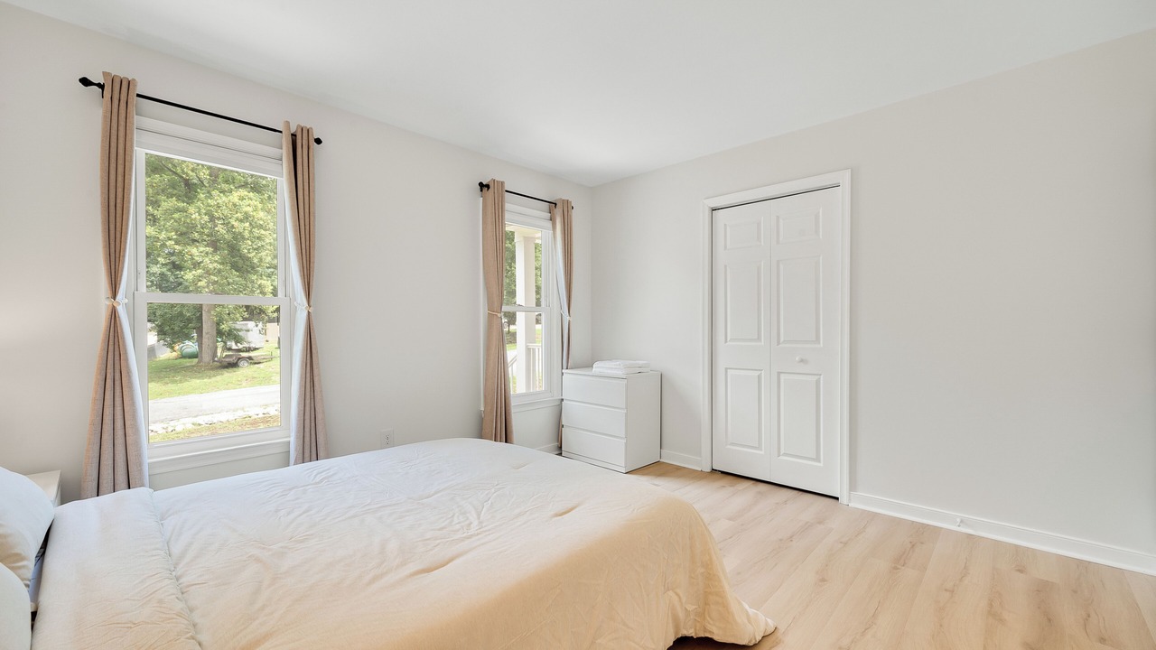 Photo of Bedroom in Midlothian