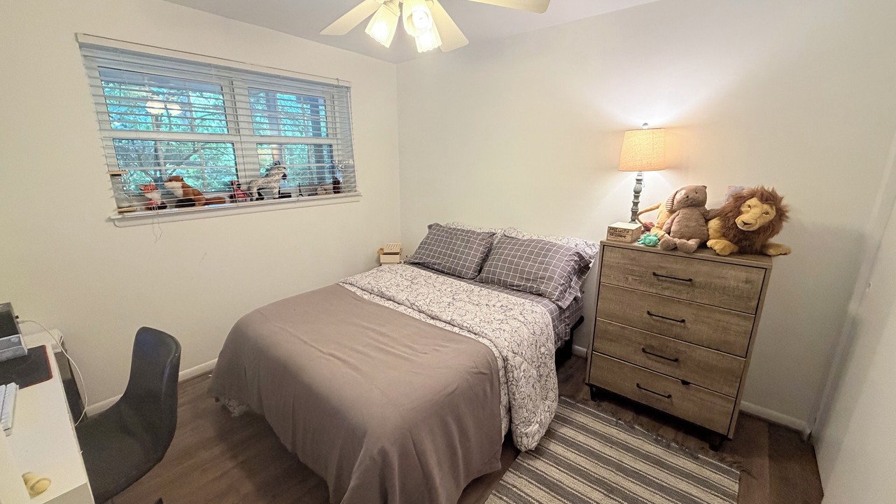 Photo of Bedroom in Shirlington