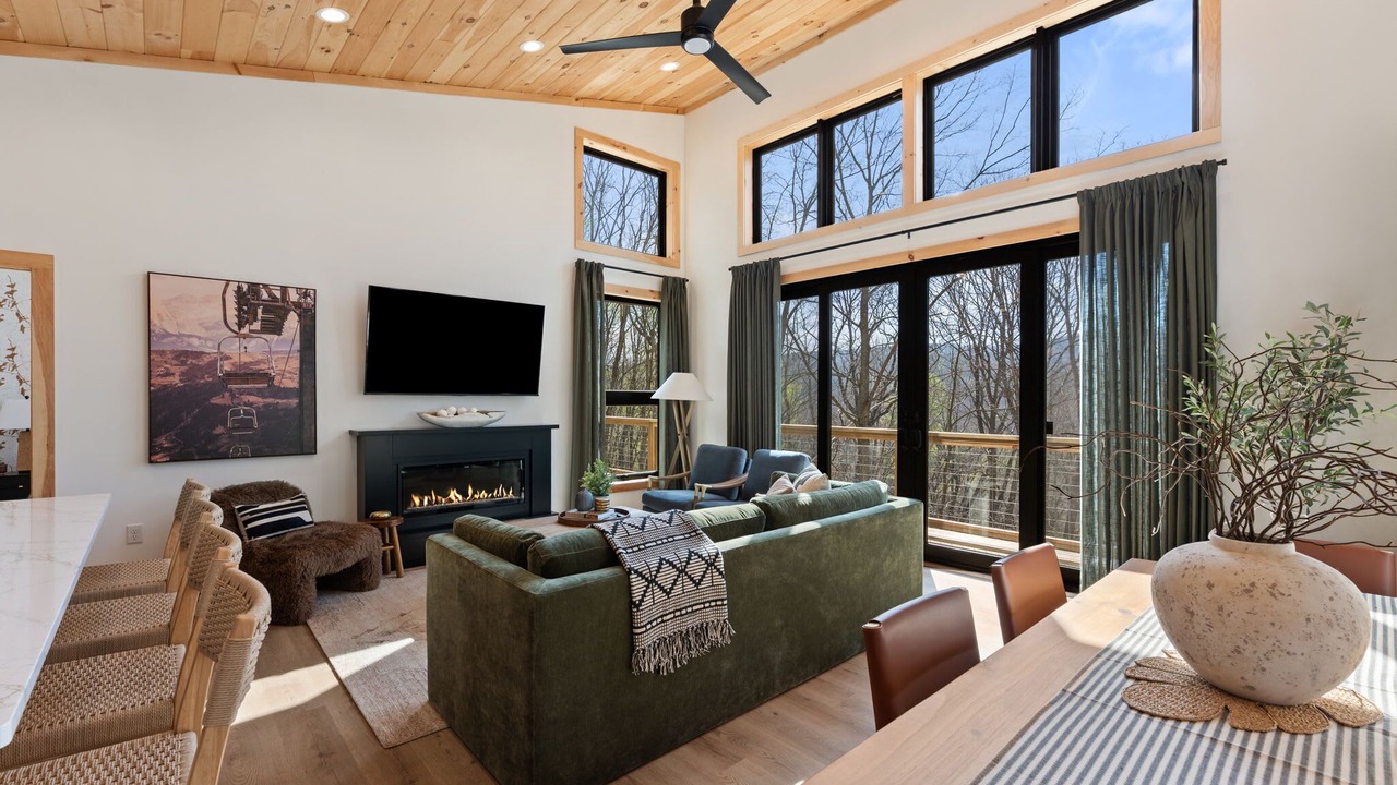 Photo of Livingroom in Wardensville
