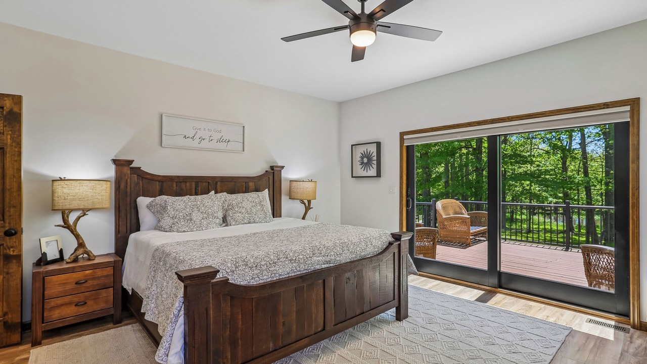 Photo of Bedroom in Waterfront Greens