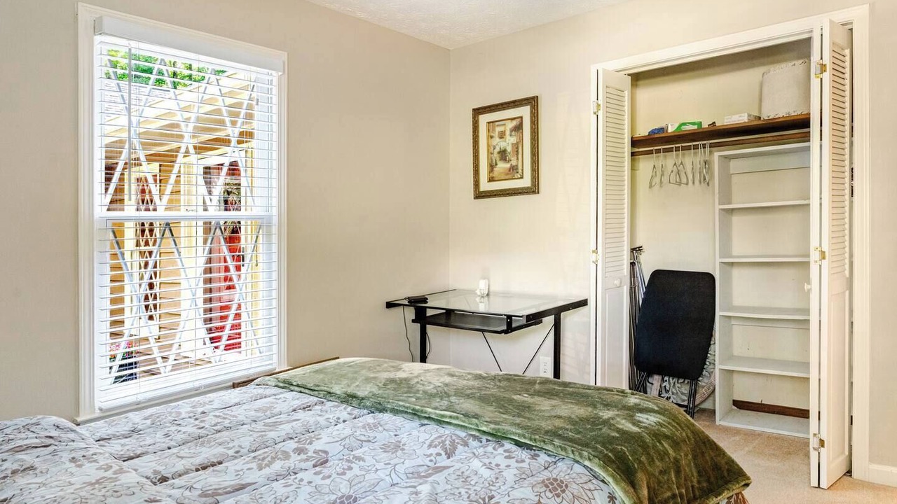 Photo of Bedroom in Snellville