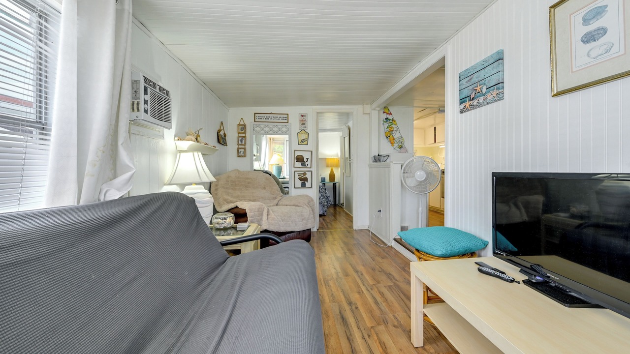 Photo of Livingroom in Zephyrhills South