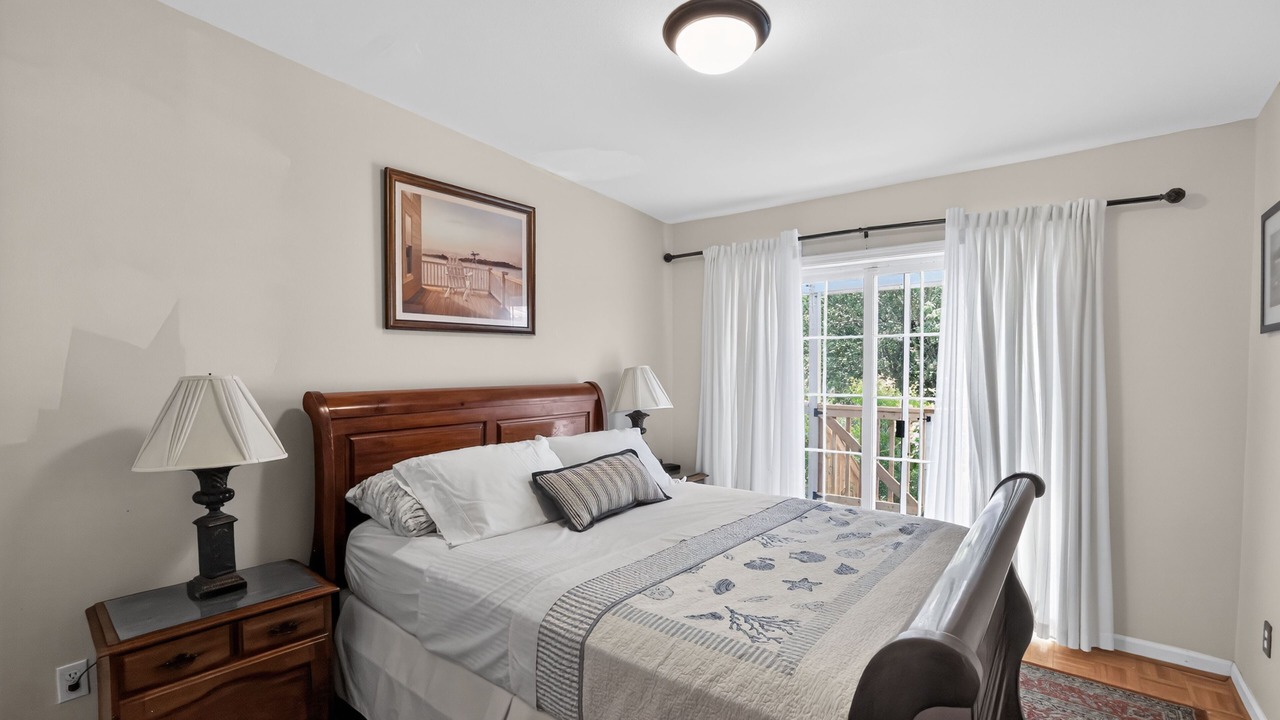 Photo of Bedroom in Aloha