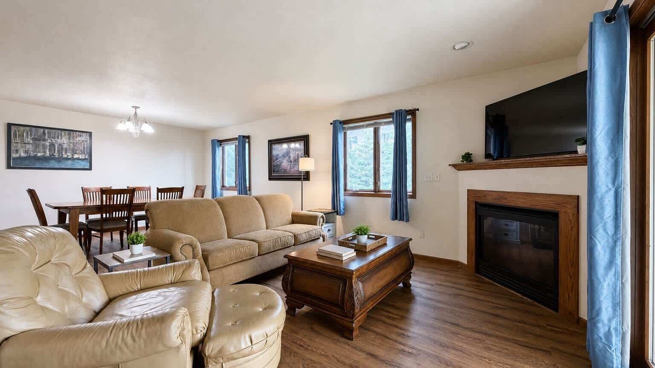 Photo of Livingroom in Neenah