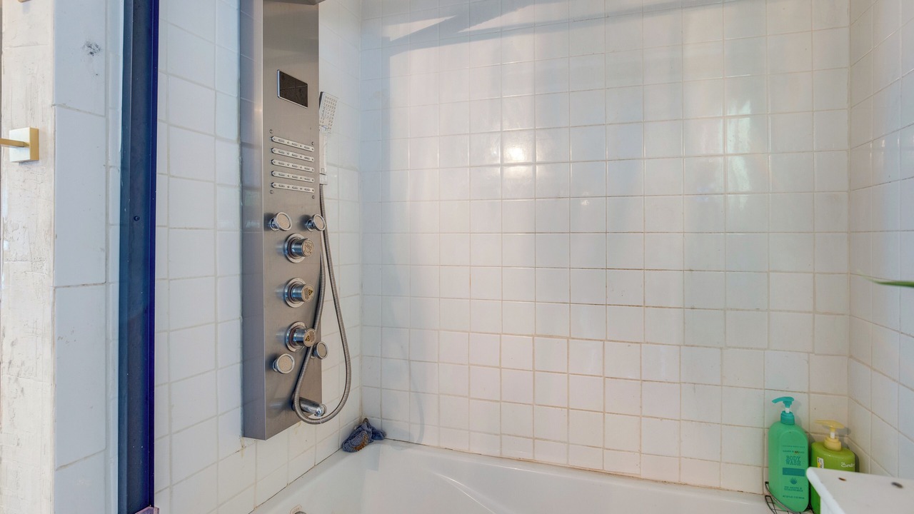 Photo of Bathroom in Forestview
