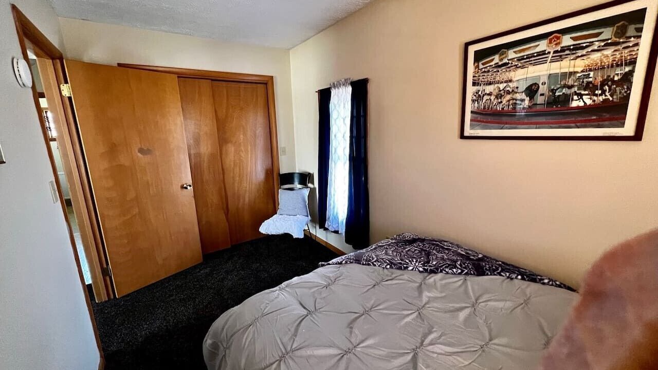 Photo of Bedroom in Elmira